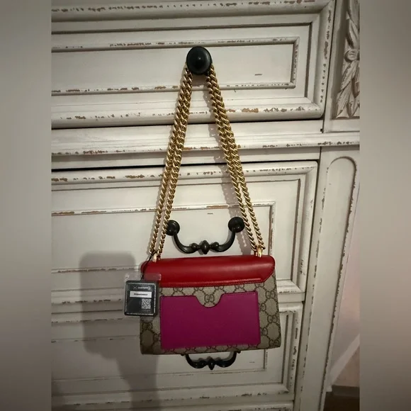 Gucci Padlock - Monogram canvas with Red & Pink accents - Picture 14 of 14